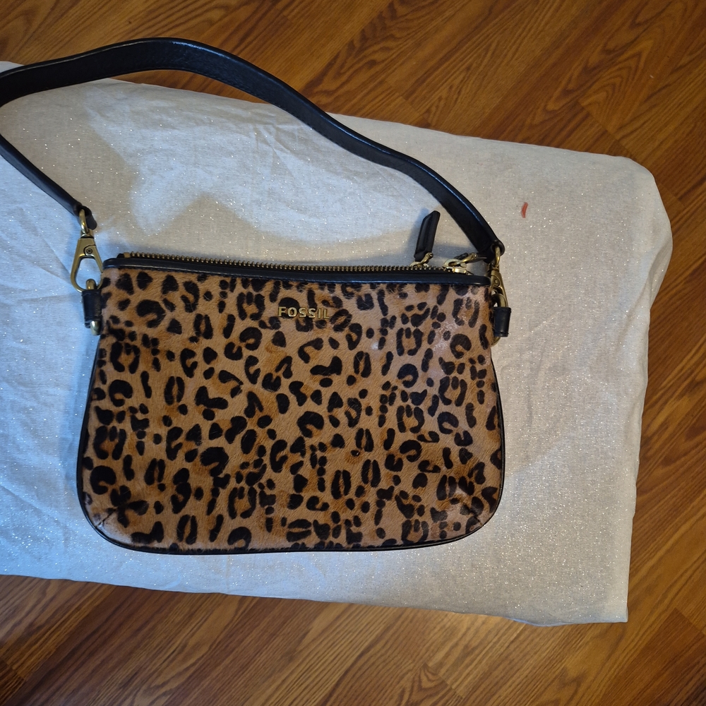 Fossil Harwell Haircalf Leather Wallet Crossbody Bag in leopard print